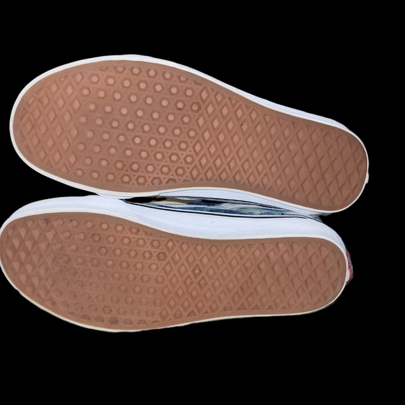 Vans - Picture 3 of 3